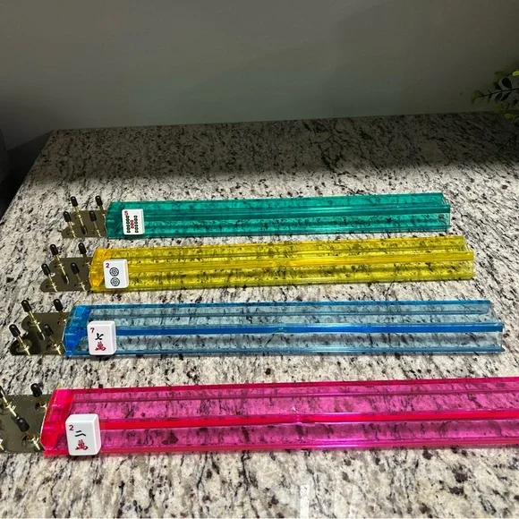 Classic Mahjong Tile Set with Dice - Picture 8 of 8